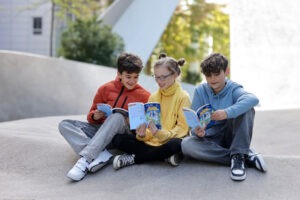 Lesende Kinder (Foto: Stiftung Lesen Alexander Sell Die Welle)