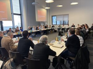 Bei den Fachausschusssitzungen in Frankfurt (Foto: Thomas Koch)