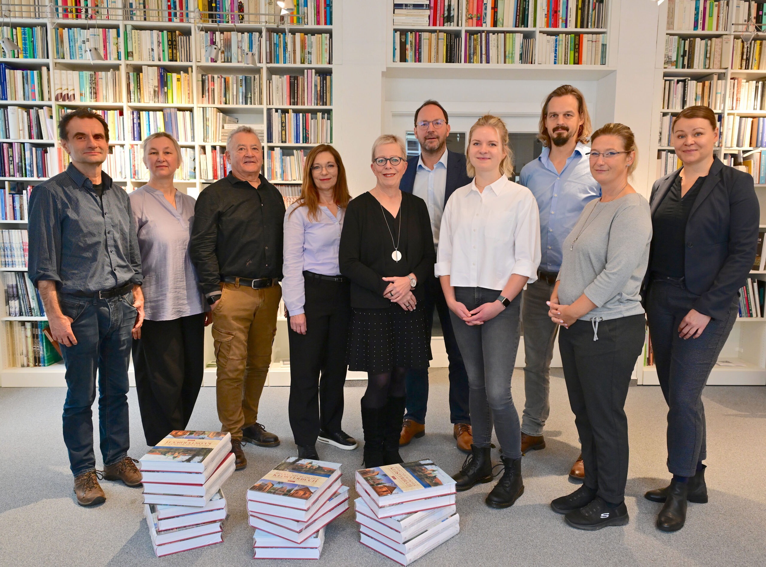 Das aktuelle Team des Hinstorff Verlags (Foto: Hinstorff)